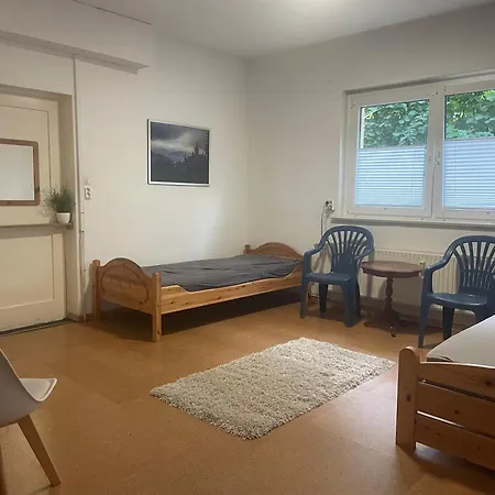 Apartment Wanderzimmer Schlafraum Mit Grundausstattung